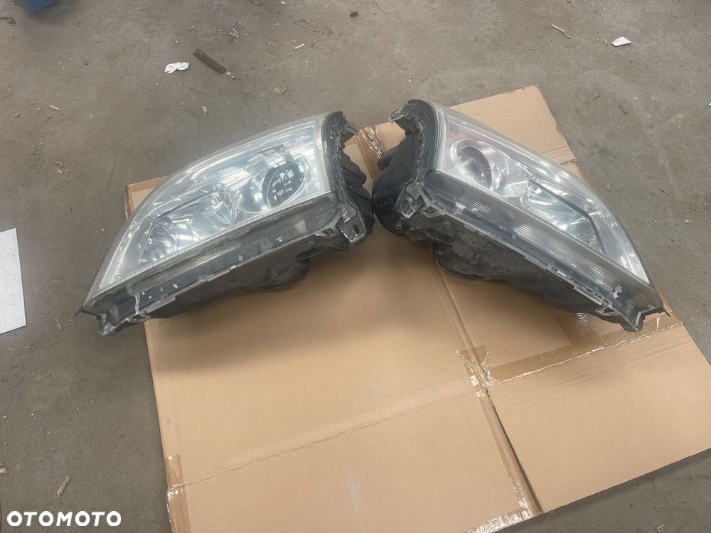 OPEL VECTRA C SIGNUM LAMPA PRZEDNIA PRAWA - 4