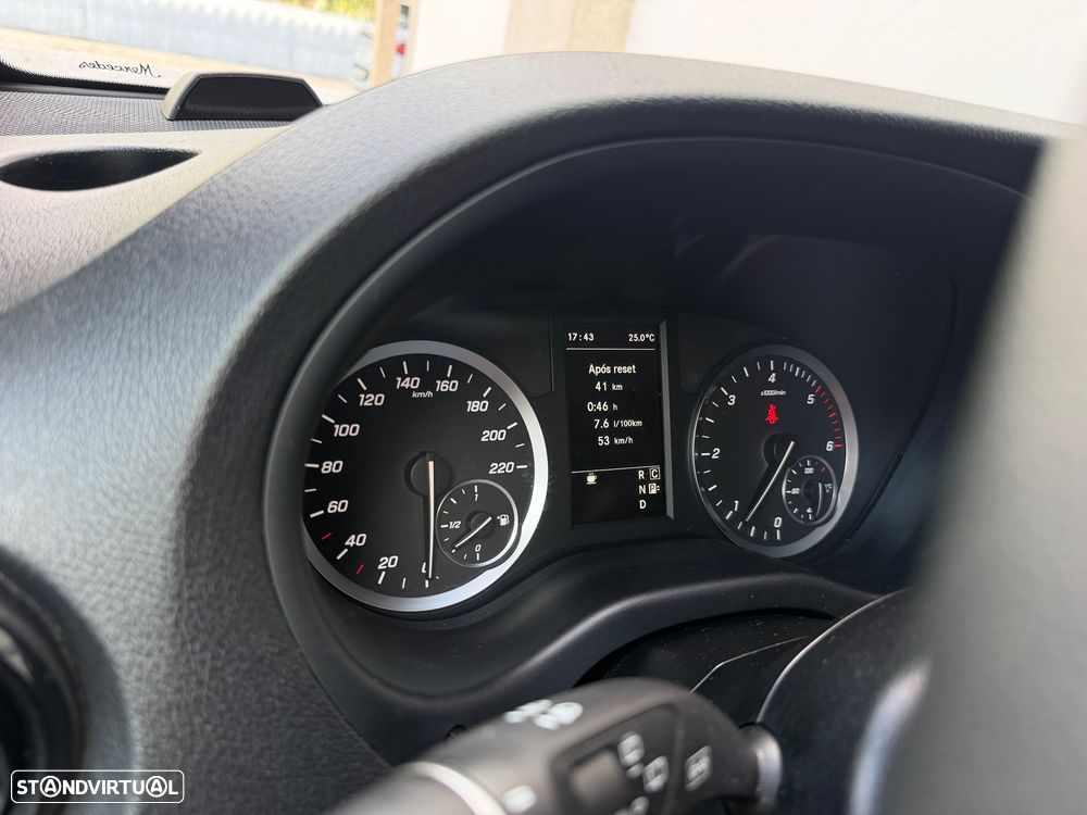 Mercedes-Benz Vito Longa Automática 2.0 IVA Nacional - 12