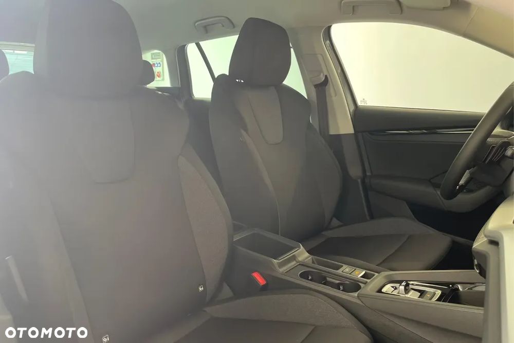 Skoda Octavia 1.5 TSI mHEV Drive Essence DSG - 20