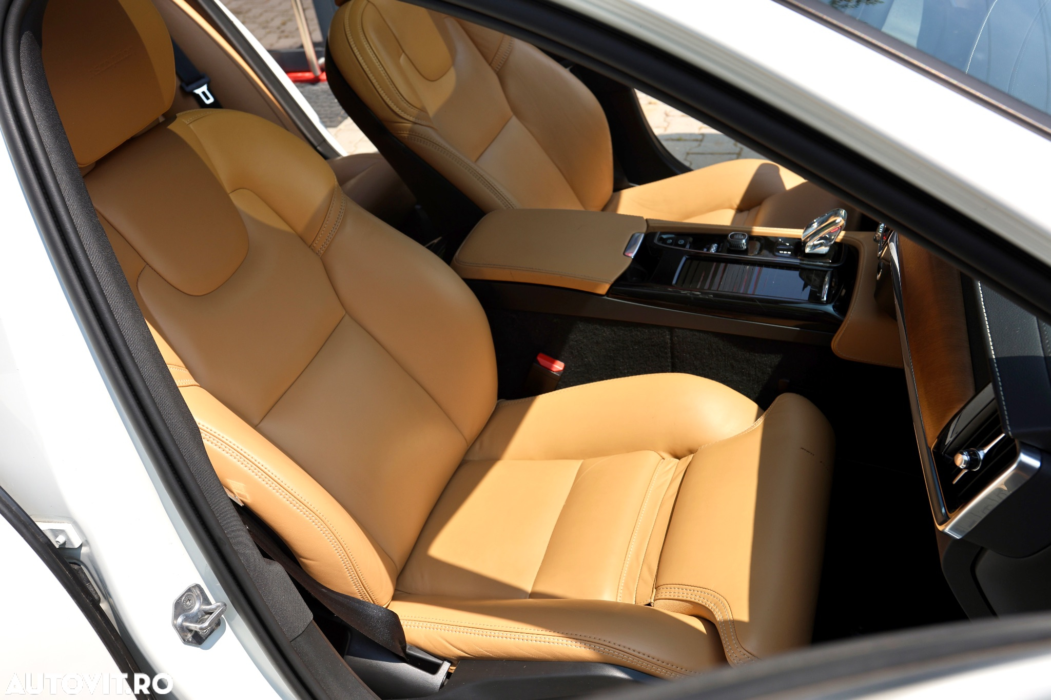 Volvo V90 T8 Twin Engine AWD Inscription - 16