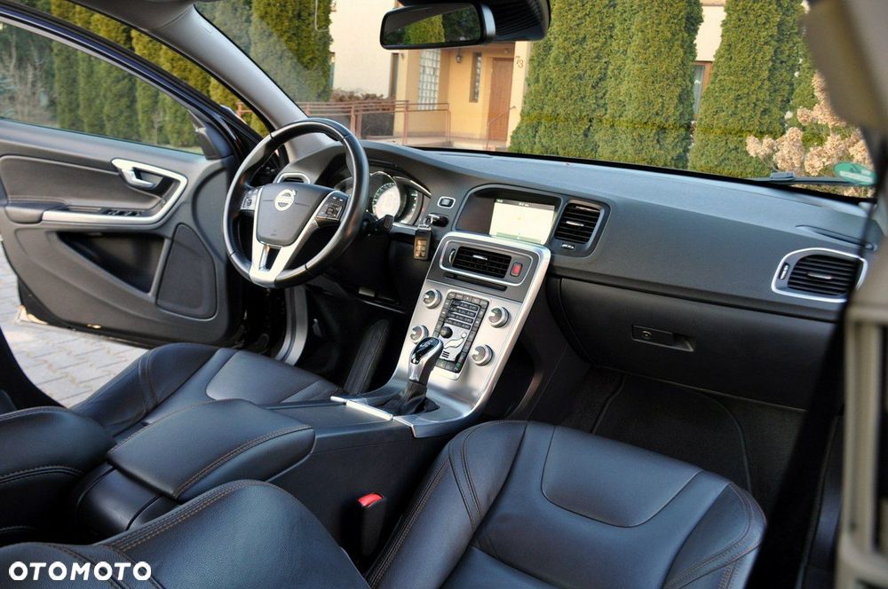 Volvo S60 - 25