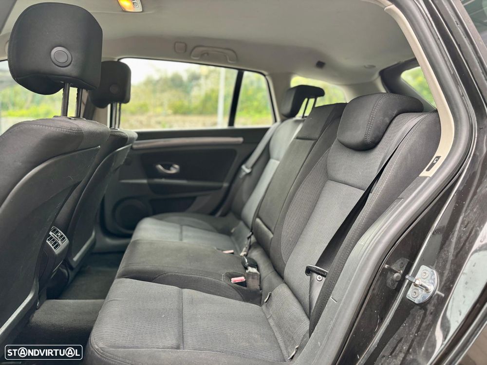 Renault Laguna Break 1.5 dCi Confort - 12