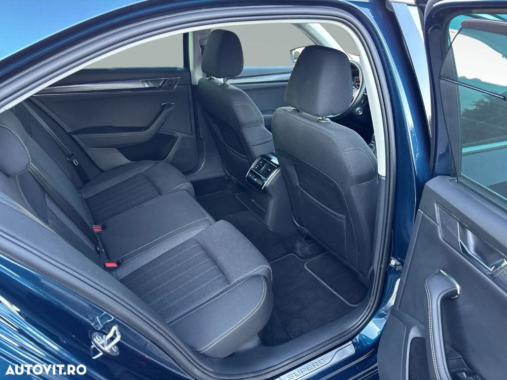 Skoda Superb 2.0 TDI DSG Style - 28