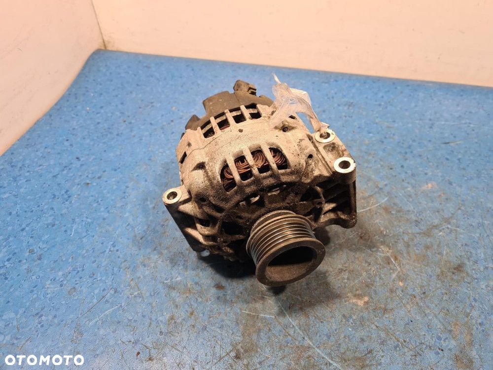RENAULT MEGANE SCENIC RX4 2.0B  ALTERNATOR 8200019706 - 8