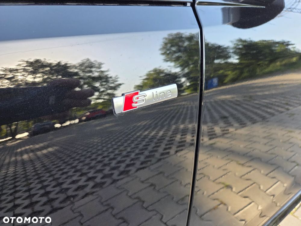 Audi A4 Avant 35 TFSI mHEV S Line S tronic - 8