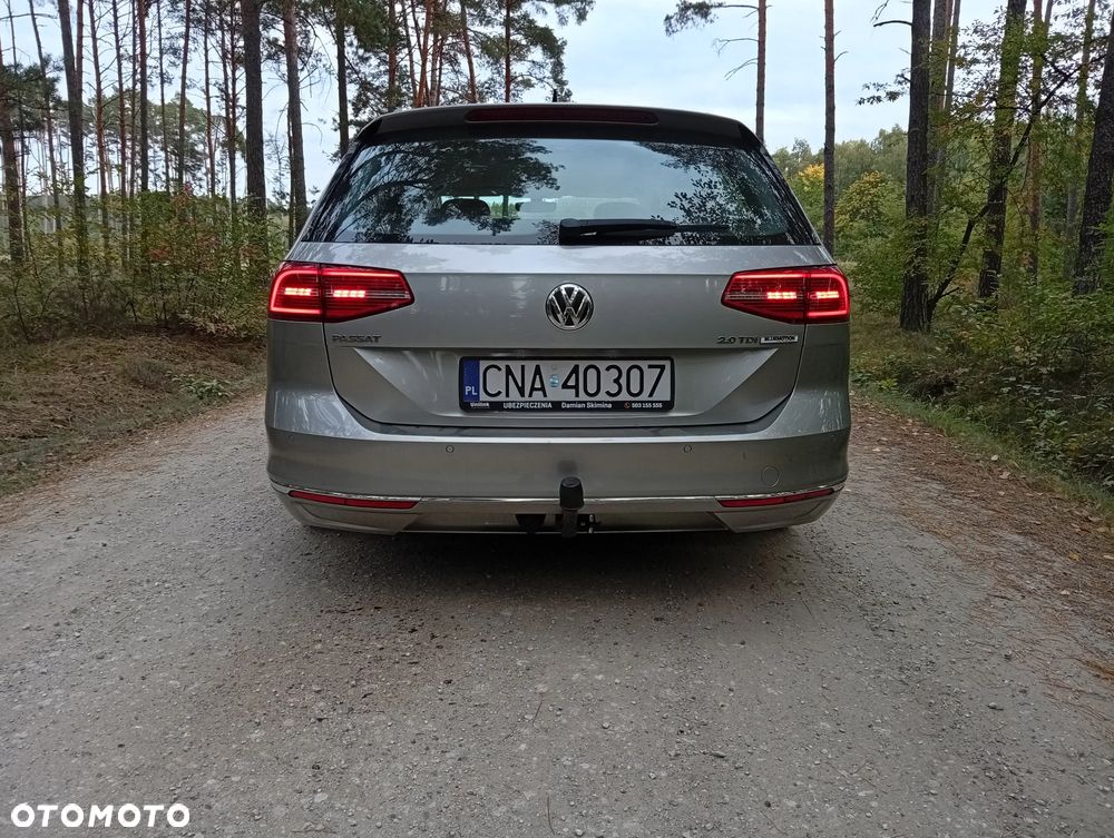Volkswagen Passat - 14