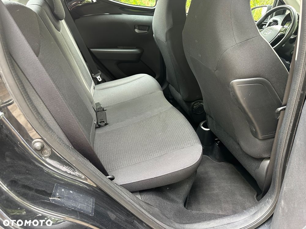 Toyota Aygo 1.0 VVT-i Color Edition - 10