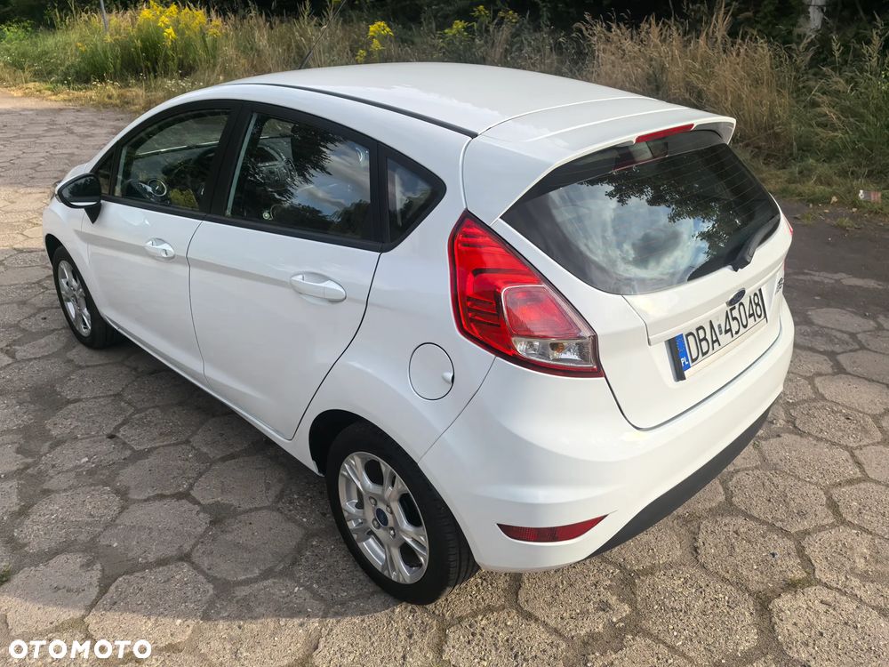 Ford Fiesta - 8