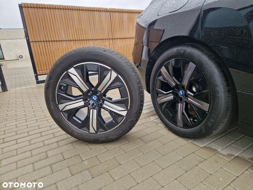 BMW iX M60 111.5kWh - 19