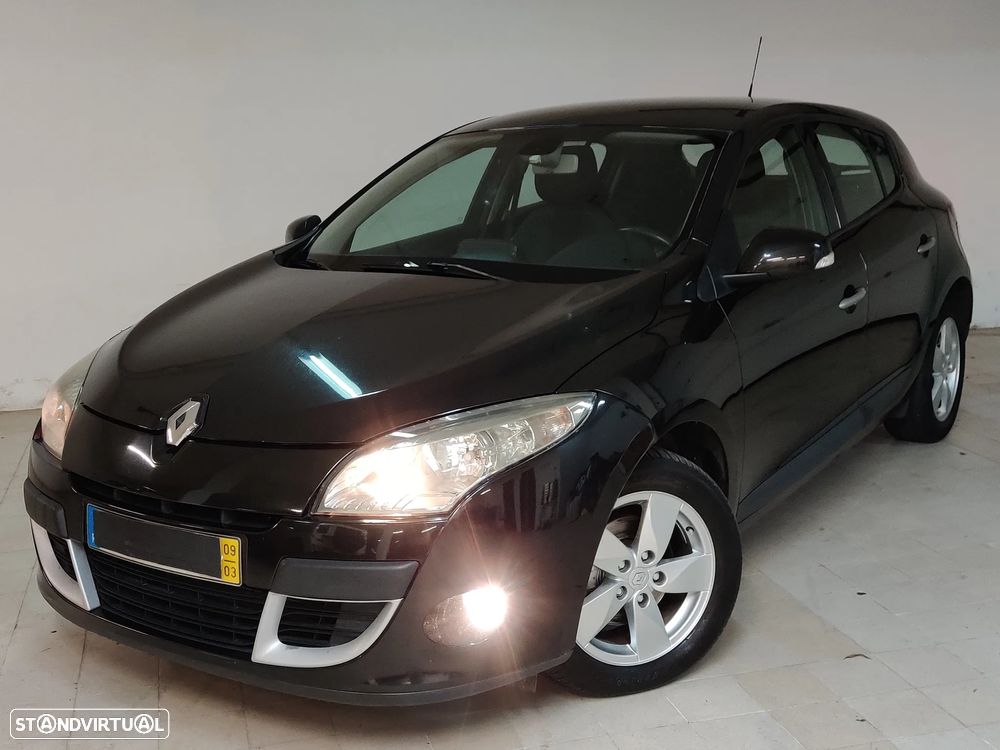 Renault Mégane 1.5 dCi Dynamique - 1