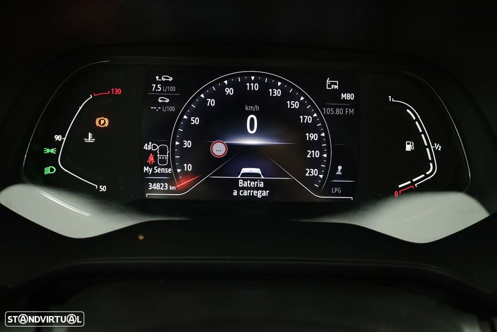 Renault Captur 1.0 TCe Techno Bi-Fuel - 16