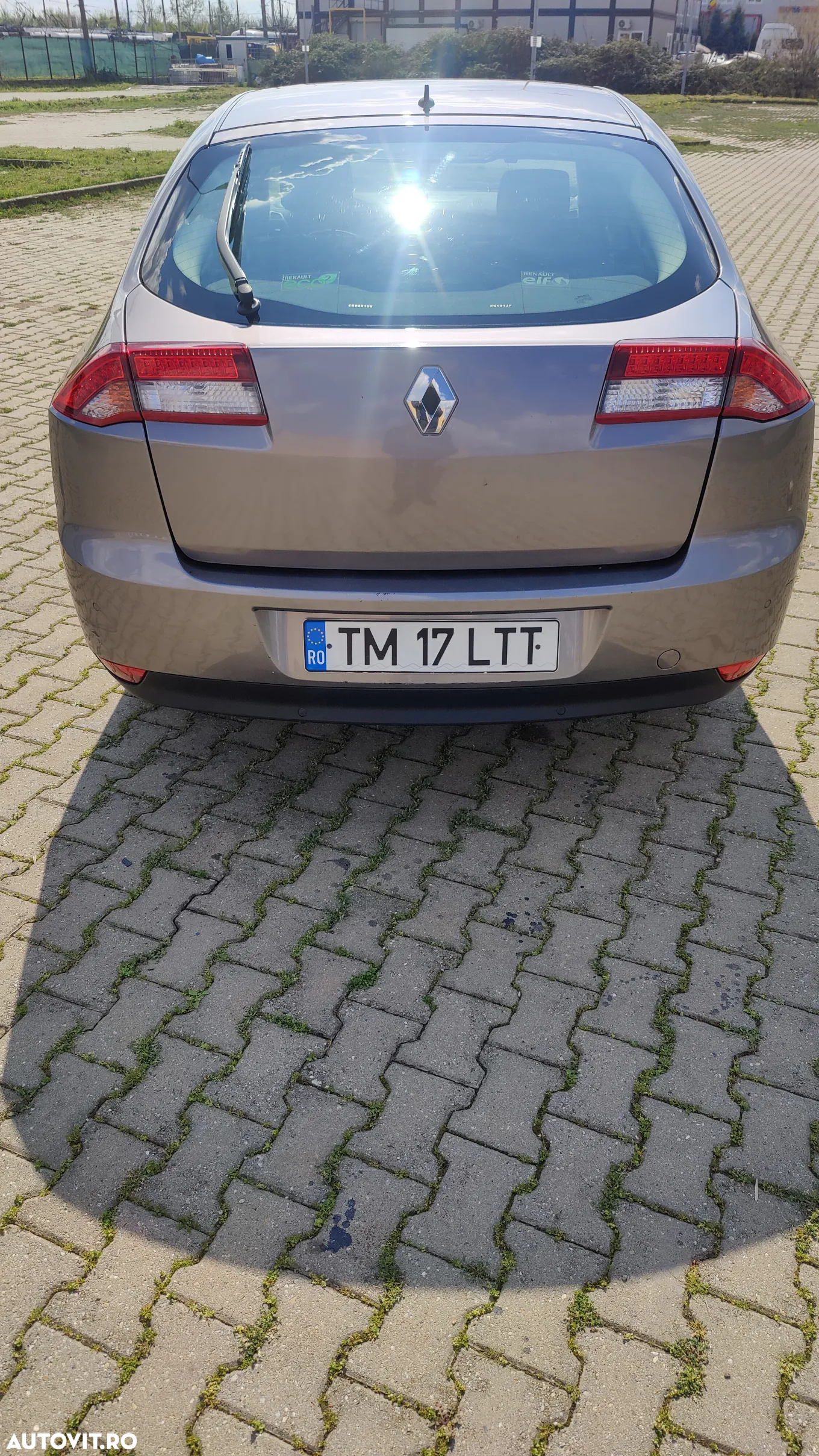 Renault Laguna dCi 110 FAP Dynamique - 14