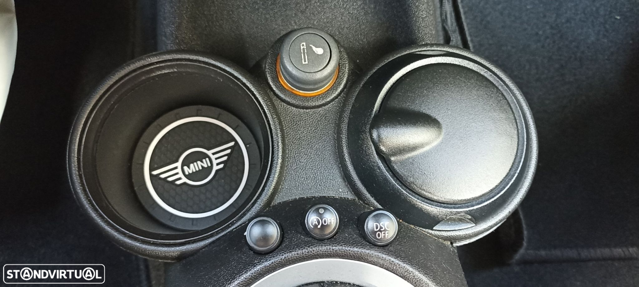 MINI 3 Portas One 1.4 - 24