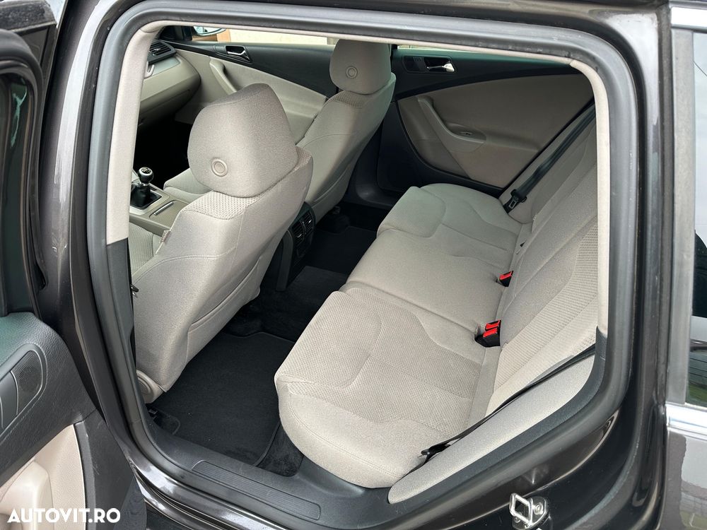 Volkswagen Passat ver-variant-tdi - 7