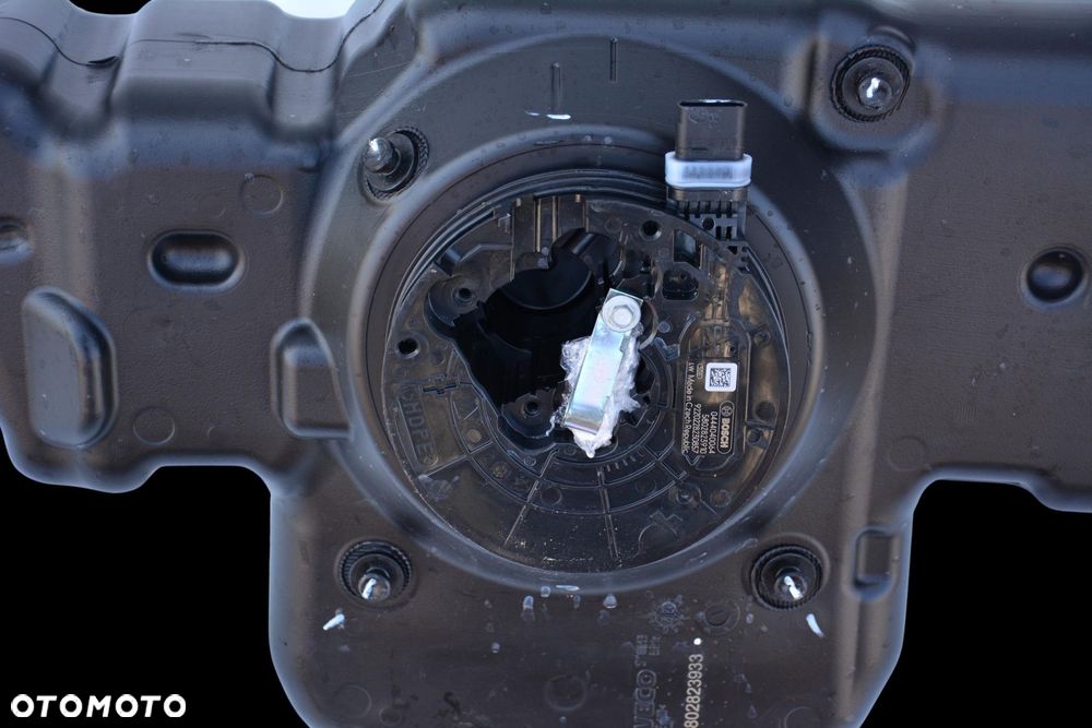 5803236615 ; 5802823933 Iveco Daily 2022 zbiornik AdBlue - 3