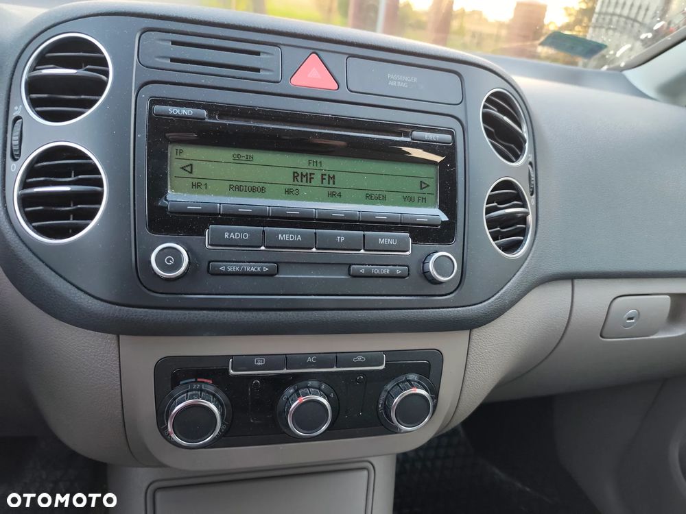 Volkswagen Golf - 12