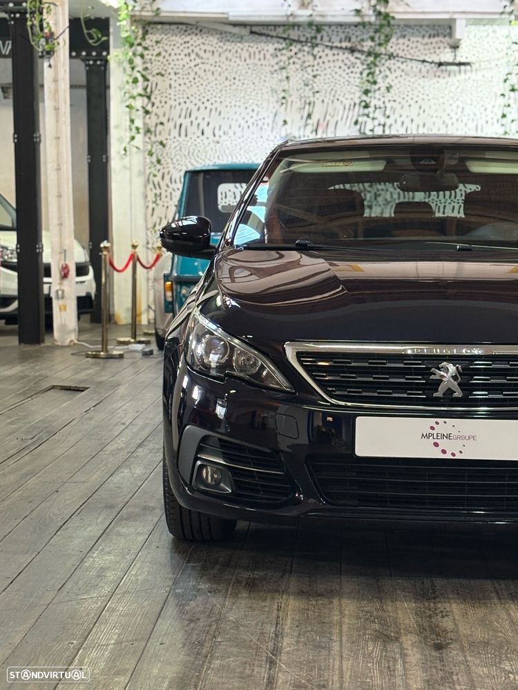 Peugeot 308 SW 1.2 PureTech Allure EAT8 - 5