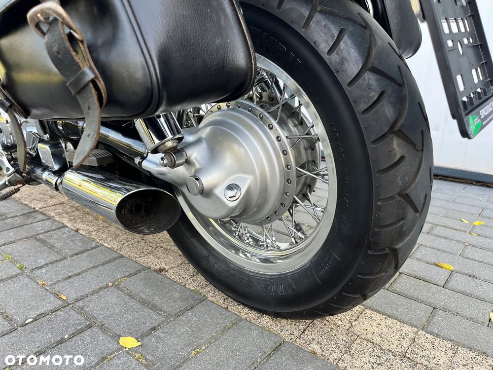 Suzuki Intruder - 14