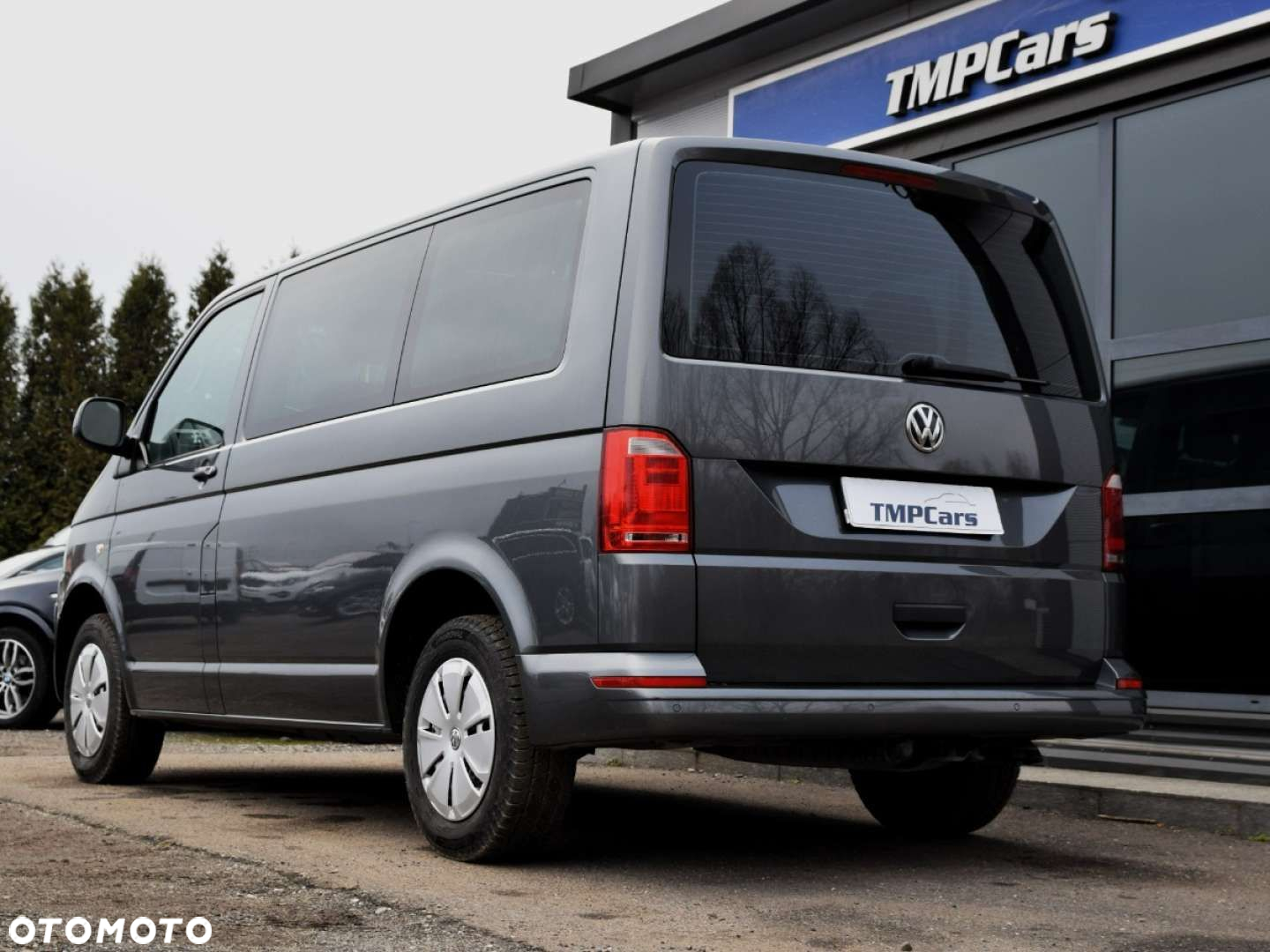 Volkswagen Caravelle - 14