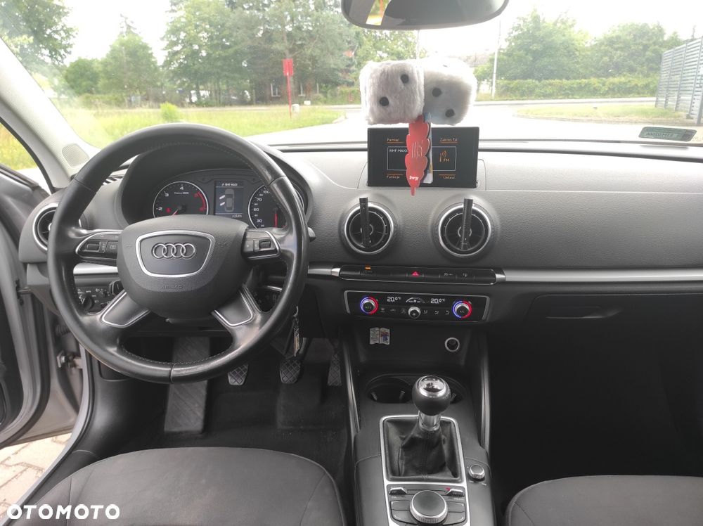 Audi A3 Sportback - 8
