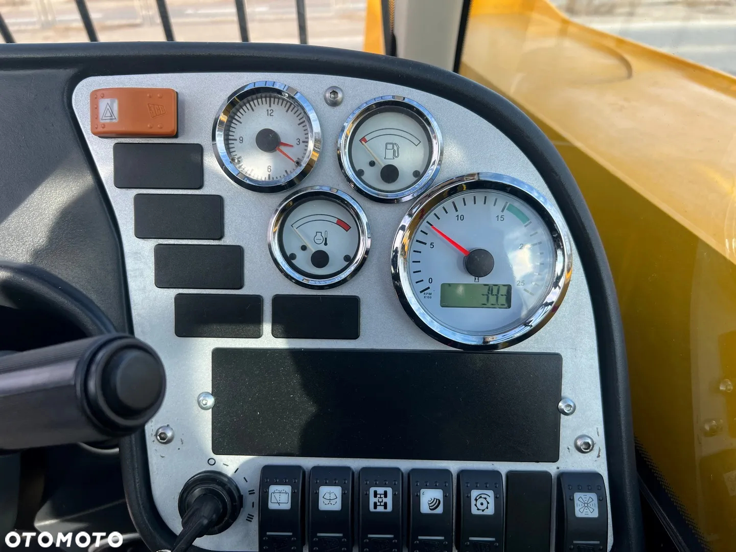 JCB 541-70 - 11