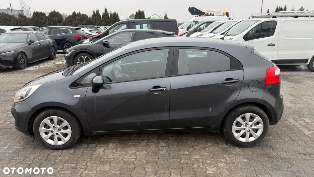 Kia Rio 1.1 CRDI Dream-Team Edition - 3