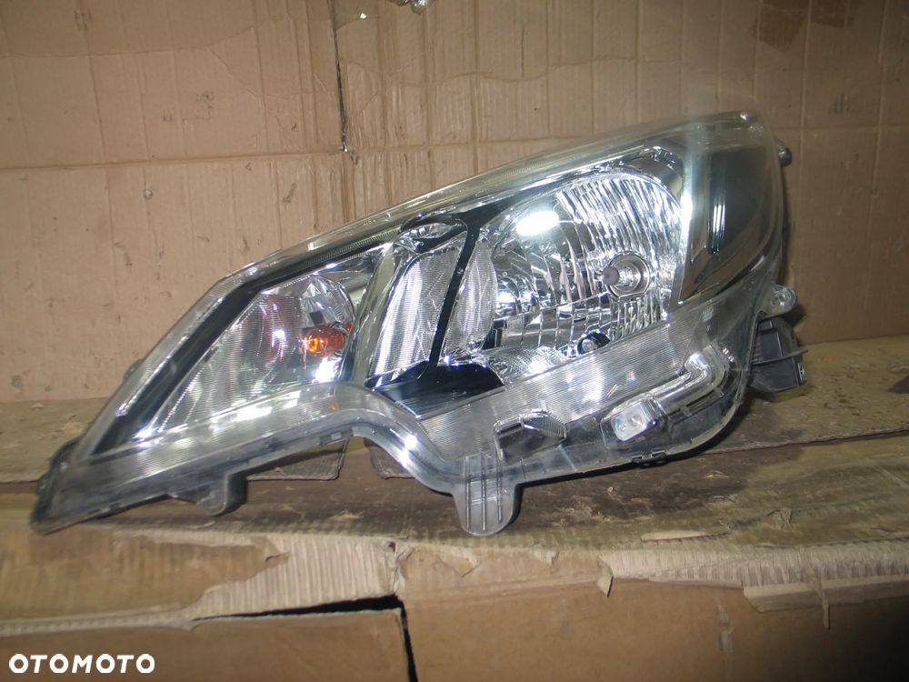 Lampa lewy przod mitsubishi space star spacestar 2 II lift 19-24r. europa - 2
