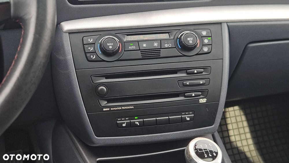 BMW Seria 1 118d - 13