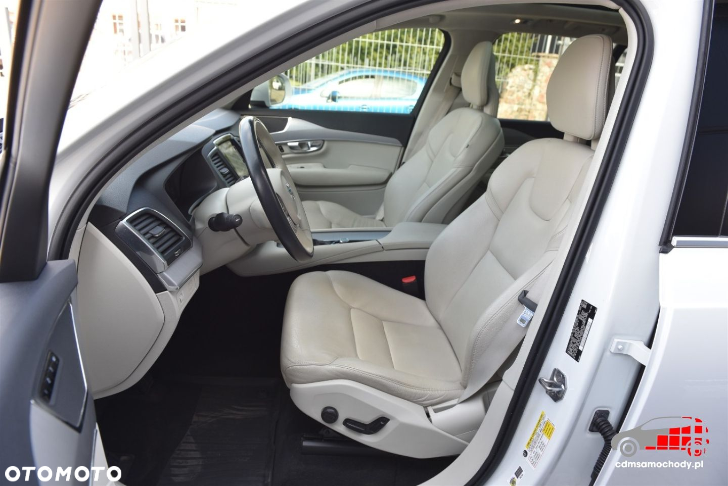 Volvo XC 90 - 16