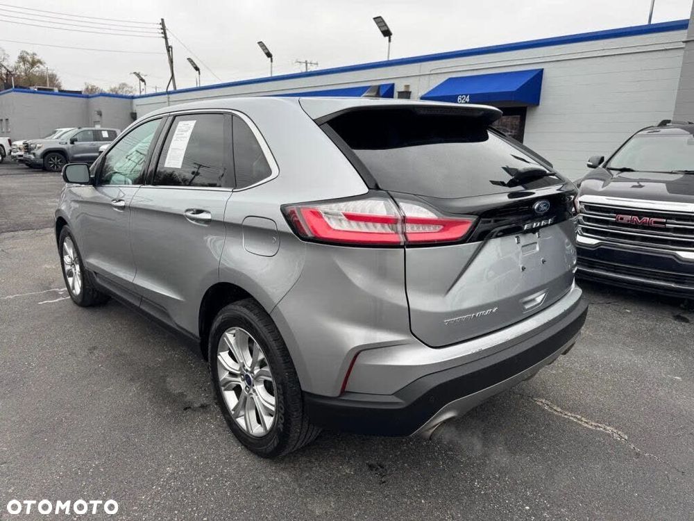 Ford Edge - 5