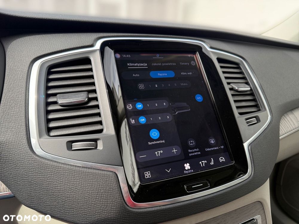 Volvo XC 90 - 21