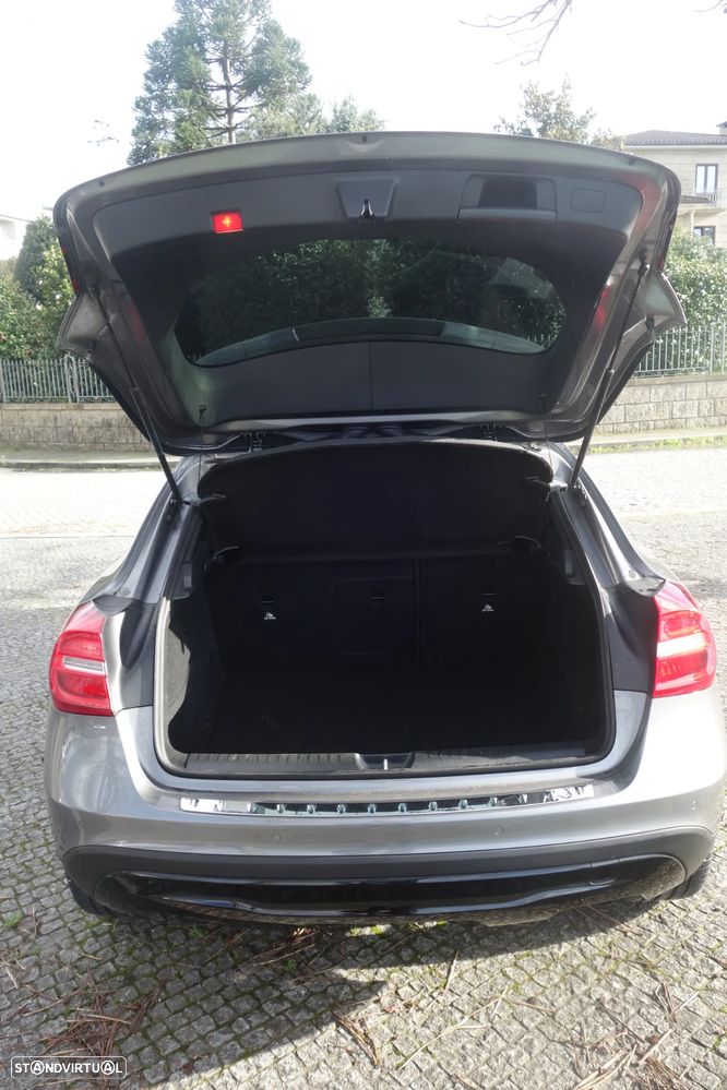 Mercedes-Benz GLA 180 (CDI) d - 25