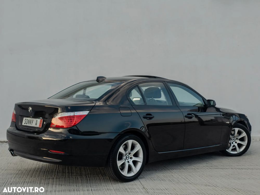 BMW Seria 5 520d Edition Exclusive - 7