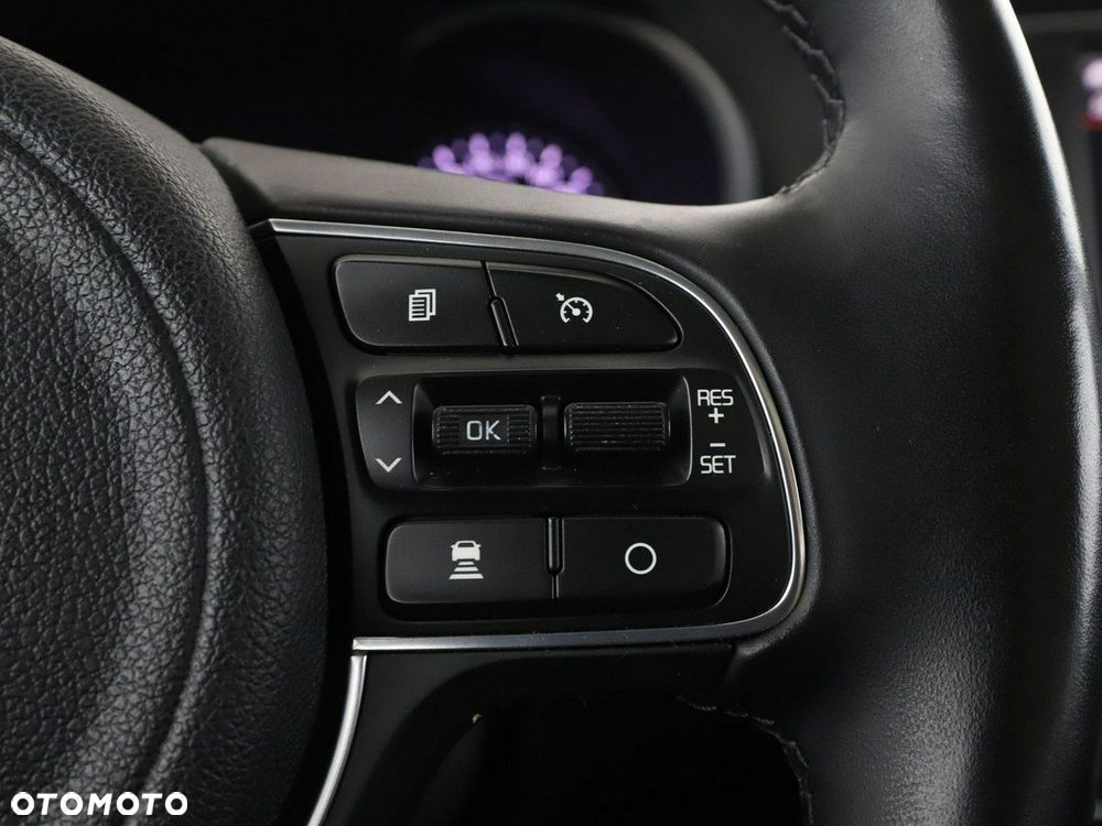 Kia Optima Plug-in Hybrid - 29