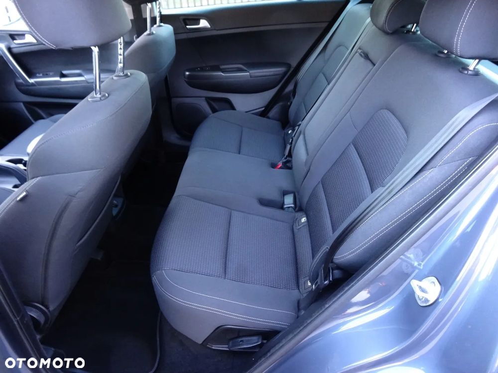 Kia Sportage 1.7 CRDI 2WD Dream-Team Edition - 22