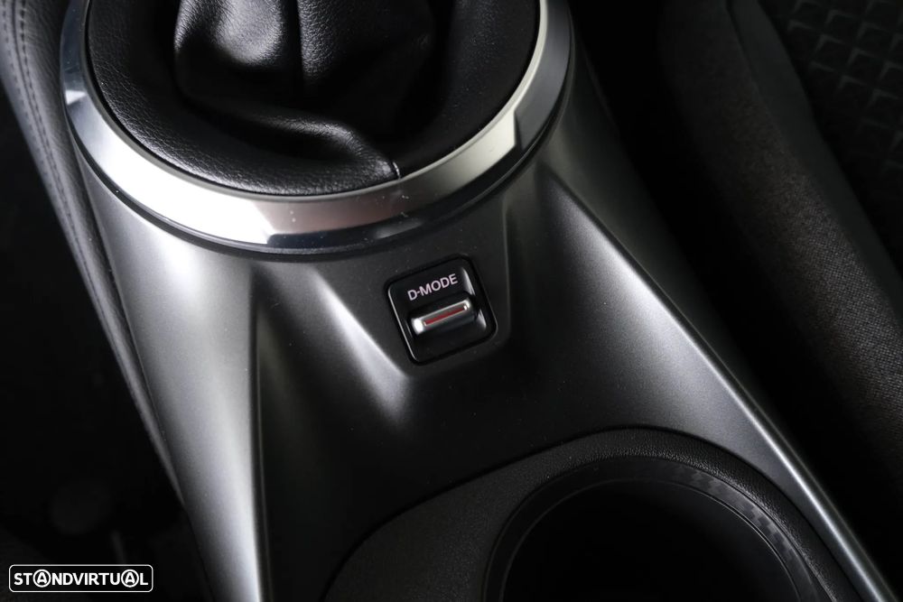 Nissan Juke 1.0 DIG-T N-Connecta NAV. - 36