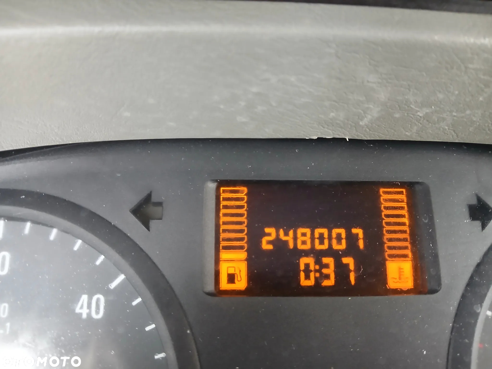 Opel VIVARO - 15