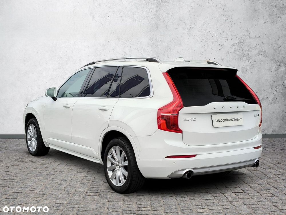 Volvo XC 90 - 8