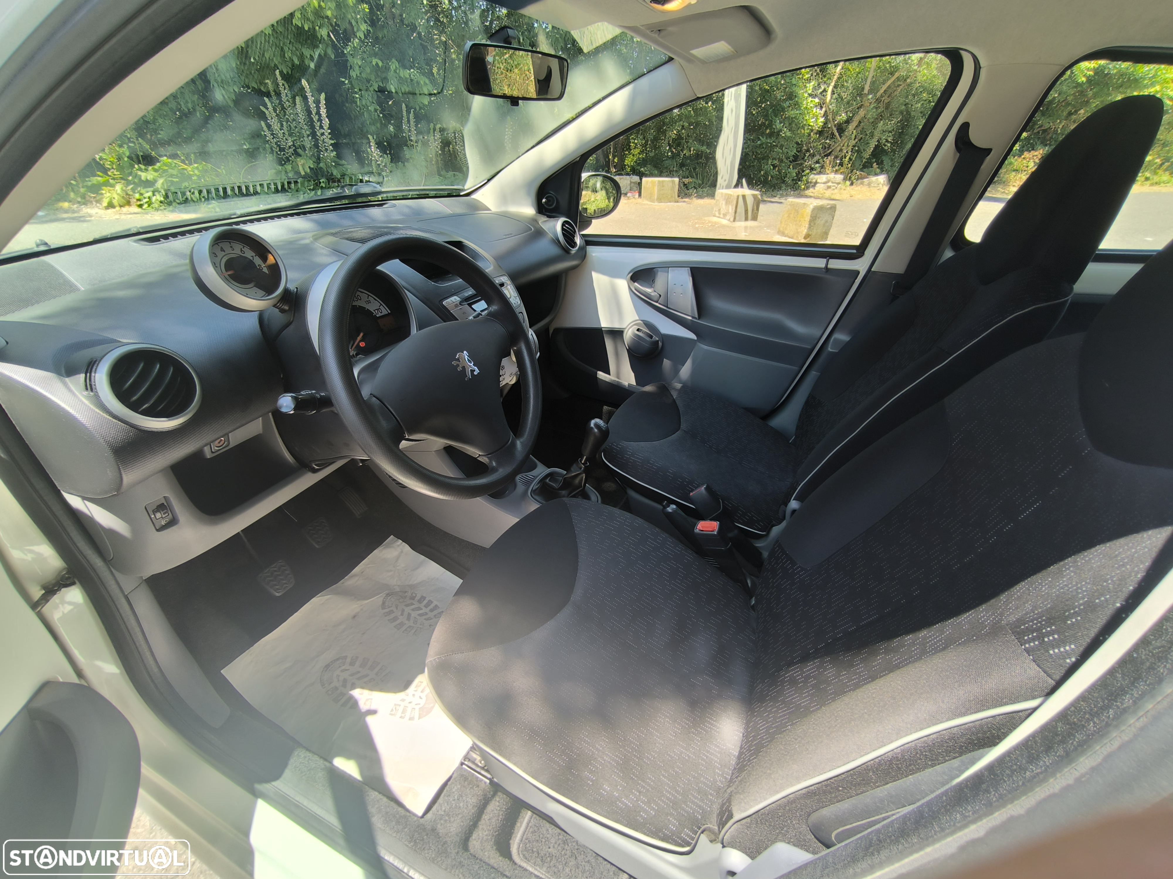 Peugeot 107 1.0 Active - 7