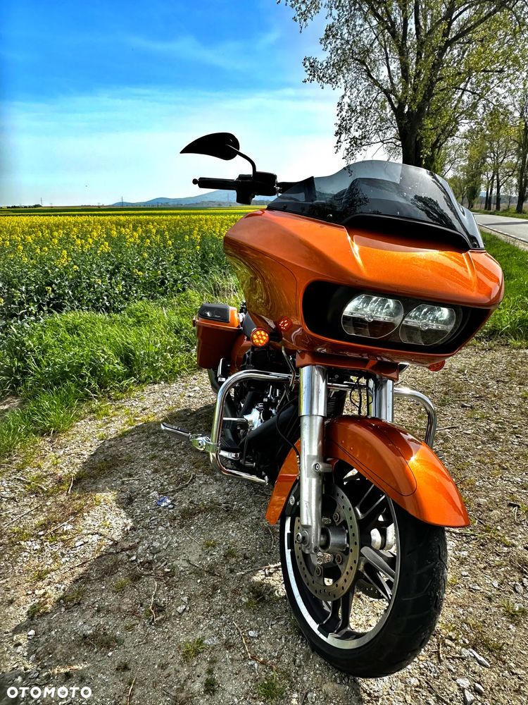 Harley-Davidson Touring Road Glide - 1
