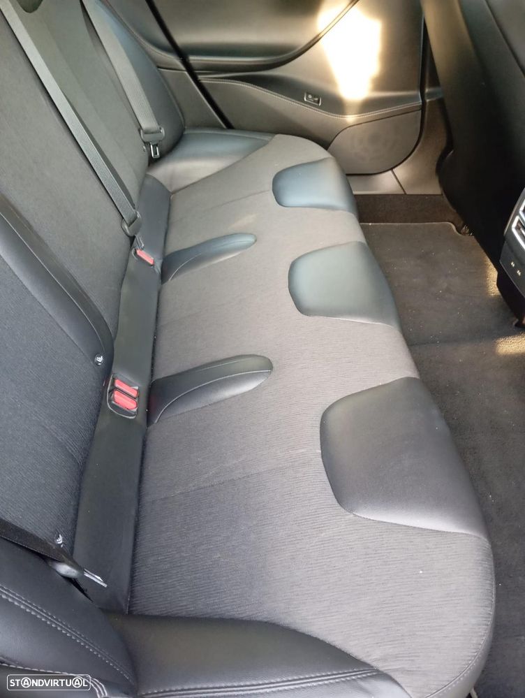 Tesla Model S 75 - 13