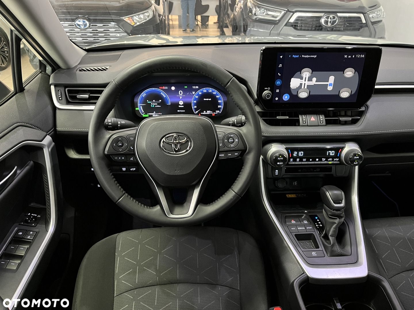 Toyota RAV4 - 9