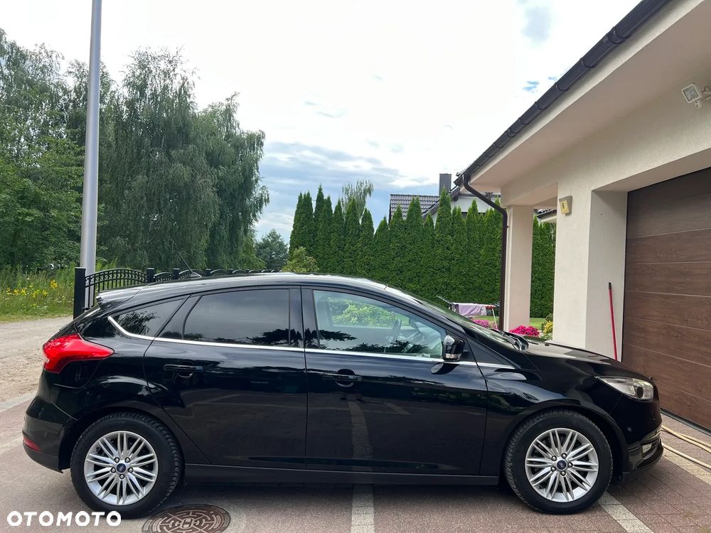 Ford Focus 1.5 EcoBoost Titanium Business - 11