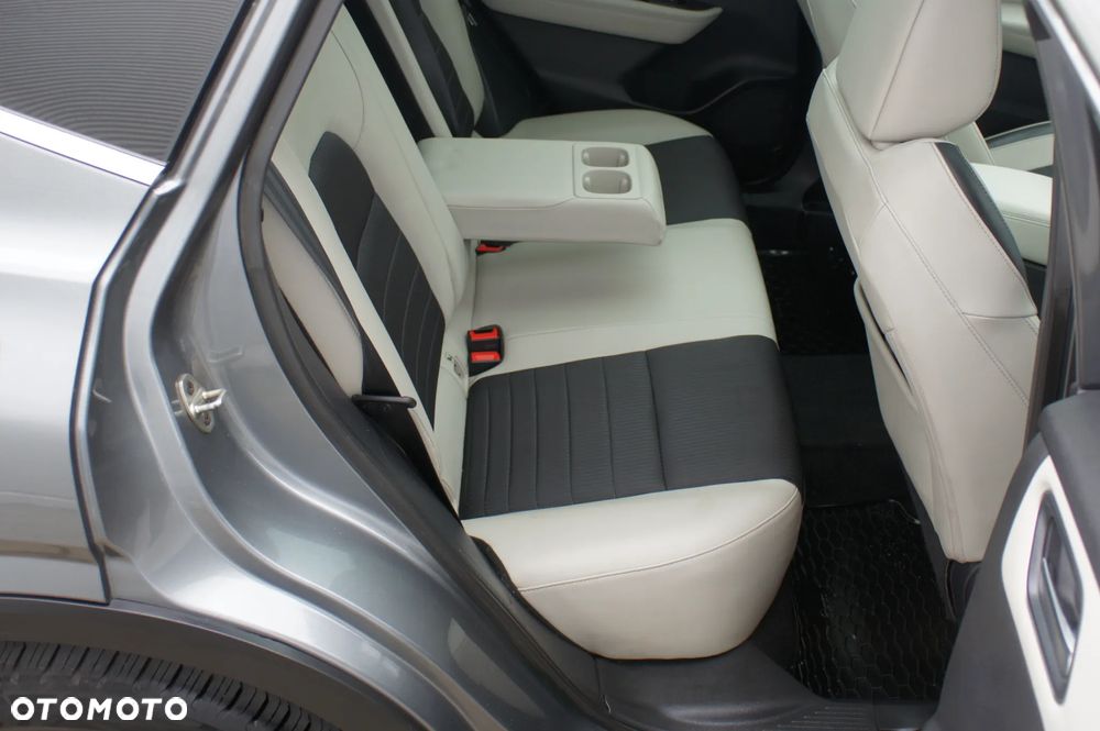 Nissan Qashqai 1.3 DIG-T MHEV Tekna Xtronic - 23