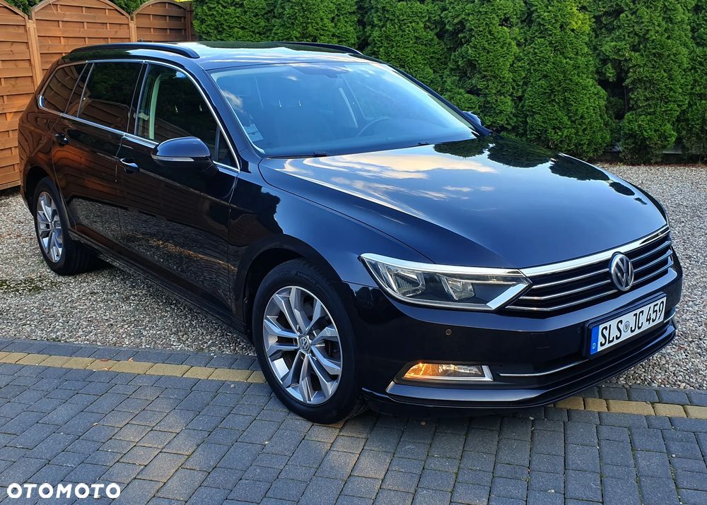 Volkswagen Passat - 2