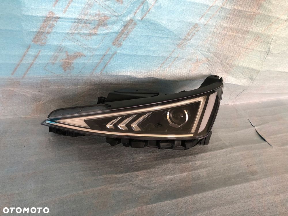 REFLEKTOR LEWY HYUNDAI ELANTRA nr.00 - 1