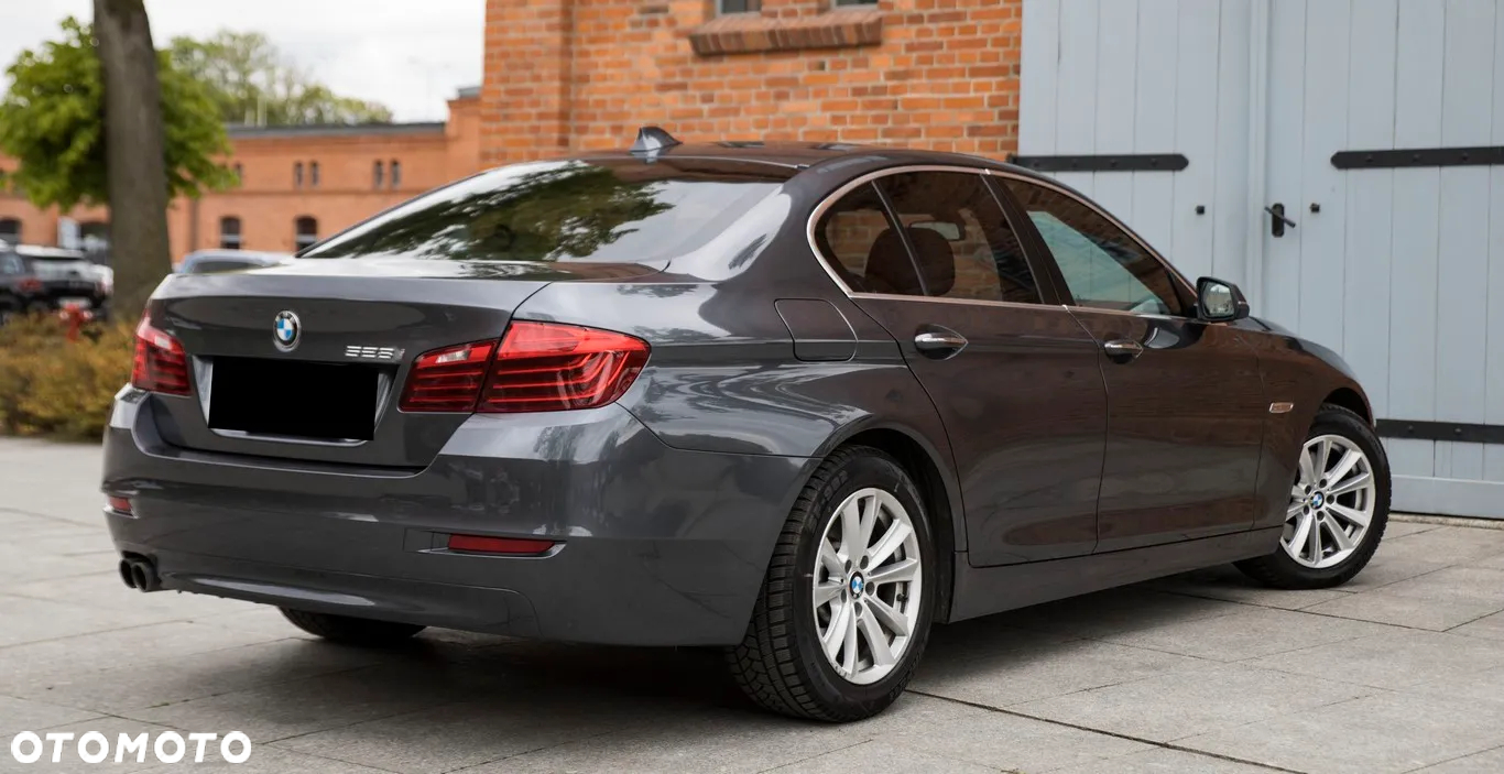BMW Seria 5 528i - 6