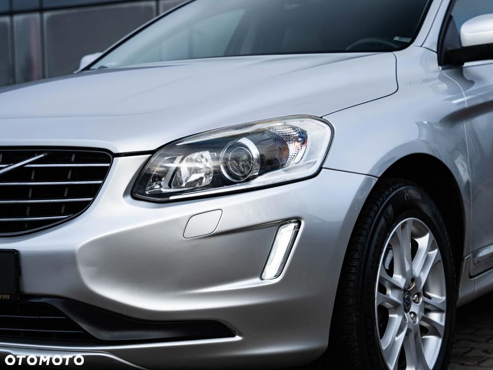 Volvo XC 60 D4 Geartronic Summum - 16