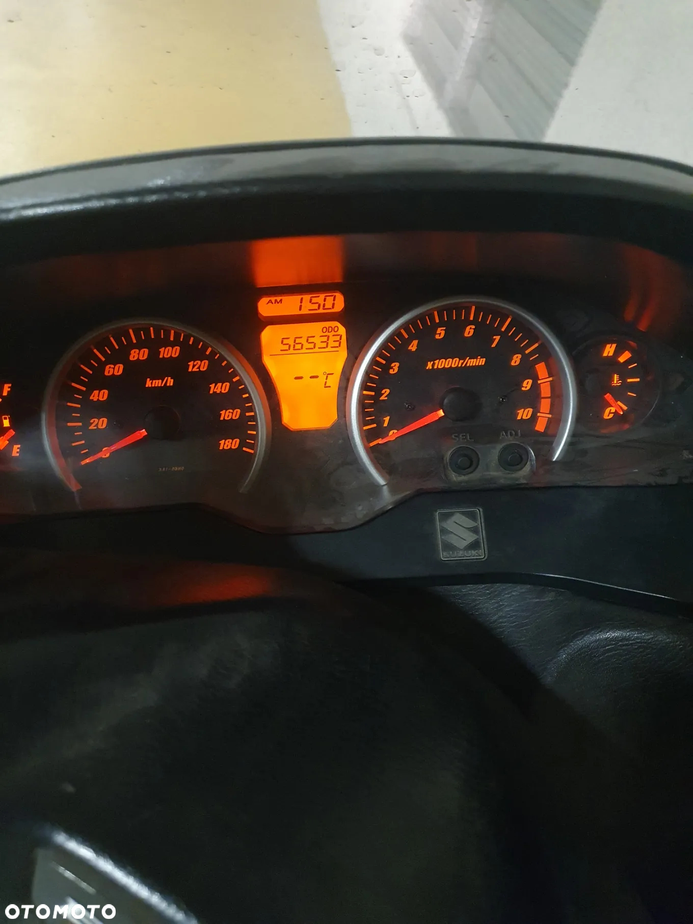 Suzuki Burgman - 4