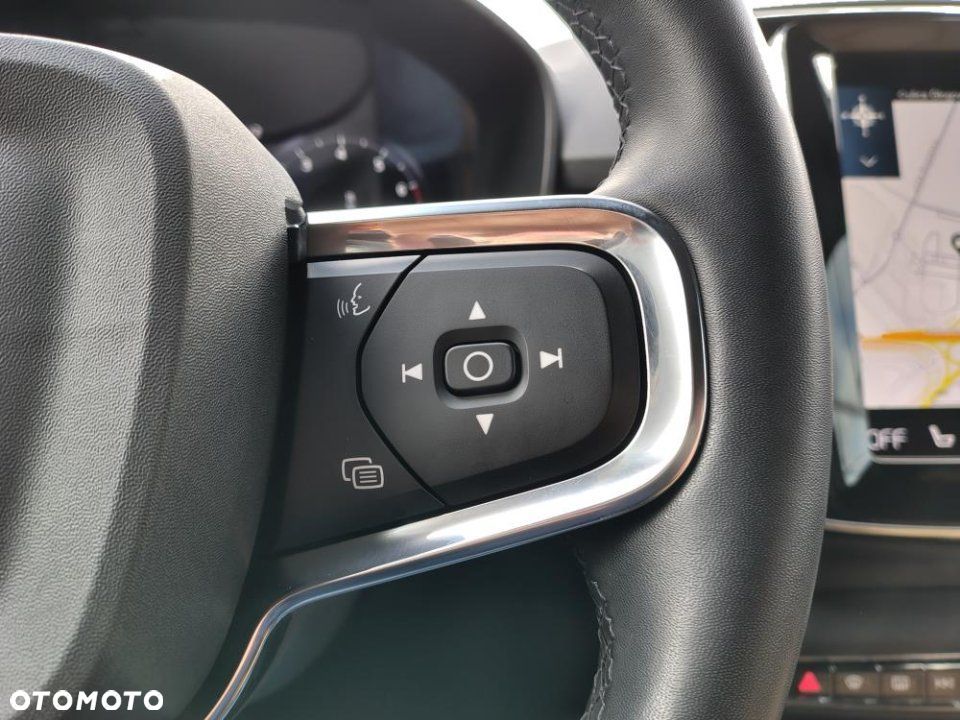 Volvo XC 40 - 22